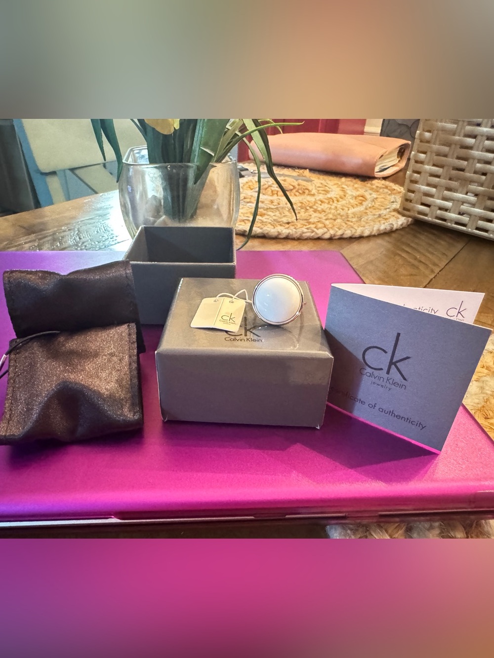 Calvin Klein sz8  Silver-Tone Ring with White Dome